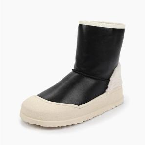 Black Leather Beige Fur Snow Boots with Contrast Sole