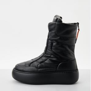 Black Snow Boots for Women with Elevator Sole