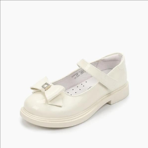 Fashionable Offwhite Patent Leather Ballerina Flat